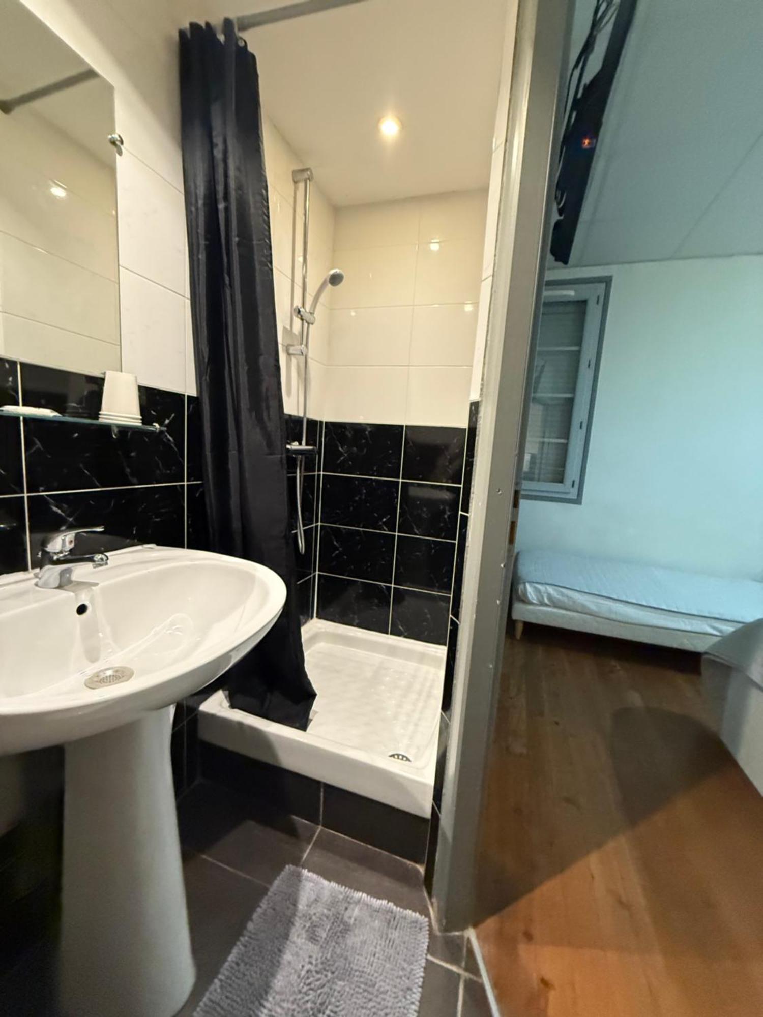 Hotel Relais Sud Valence  Eksteriør bilde